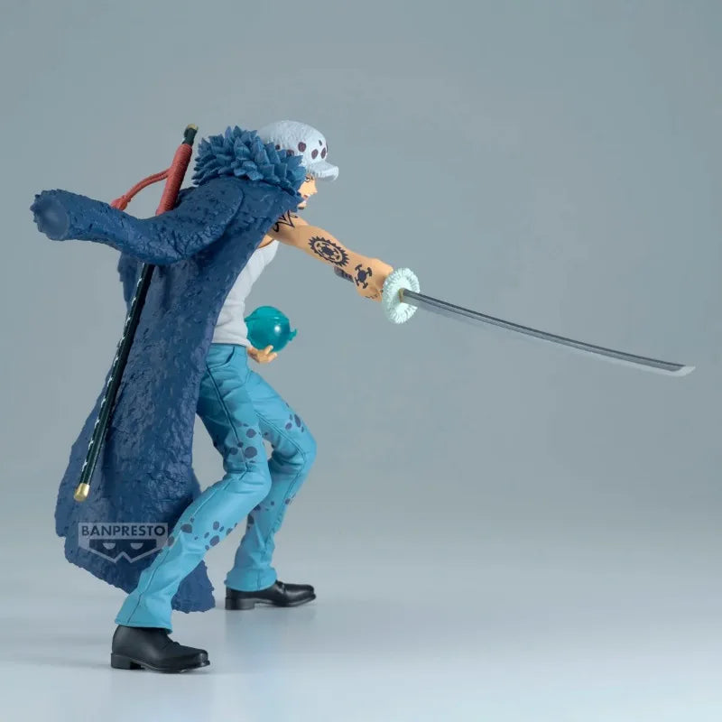 Auf Lager Original BANDAI Banpresto ONE PIECE BRC Trafalgar D. Water Law PVC Actionfigur Anime Figuren Modell Spielzeug Weihnachtsgeschenk