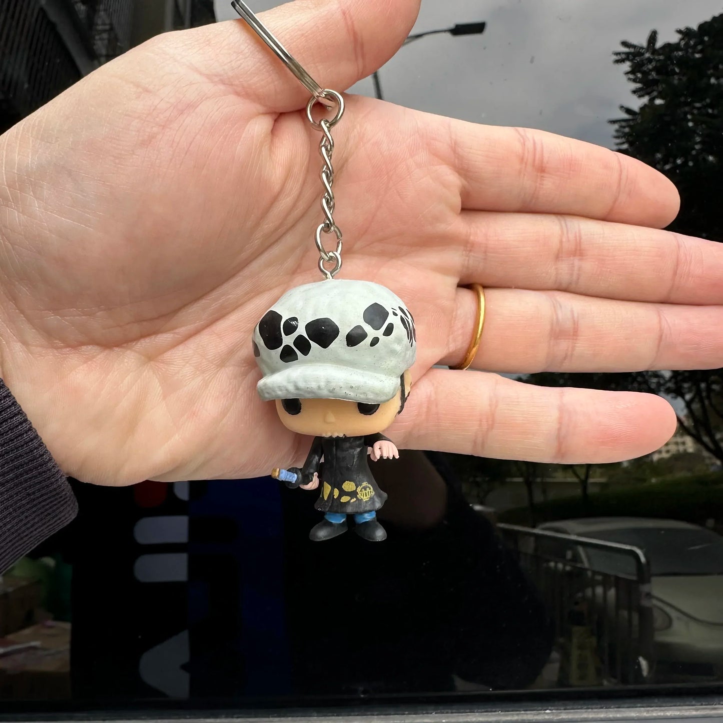 Anime One Piece Taschen-Schlüsselanhänger Monkey.D.Luffy Trafalgar.Law Funkostyle Schlüsselanhänger Actionfigur Spielzeug für Kinder Weihnachtsgeschenk