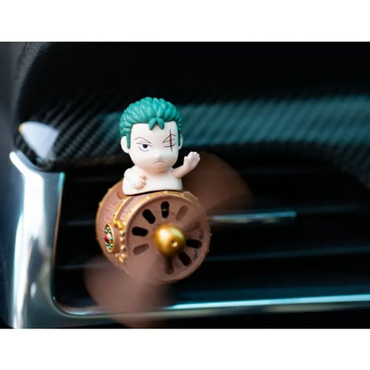 Anime One Piece Luffy Sauron Sanji Pilot Propeller Auto-Lufterfrischer Aromatherapie Mode Air Vent Aromatherapie Autozubehör