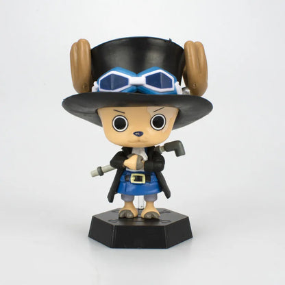 Figurine de dessin animé One Piece Tony Tony Chopper Cos Luffy Saber, modèle Buggy, jouet Sabo, cadeau de voiture, ornement, figurine d'action, cadeaux à collectionner